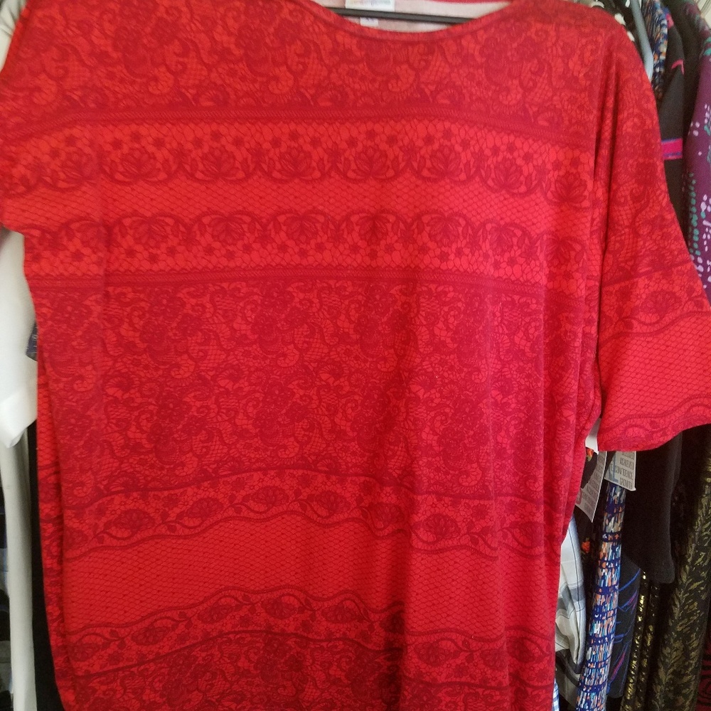 Lularoe Irma shirt